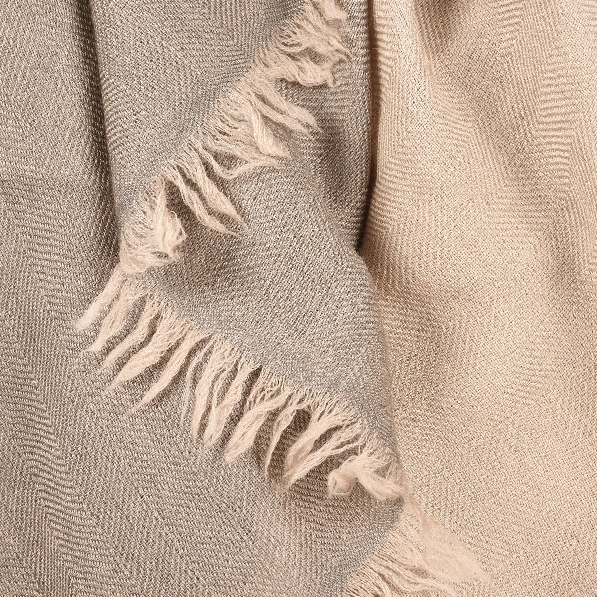 Cosi - Hand Woven Mongolian Cashmere Shawl