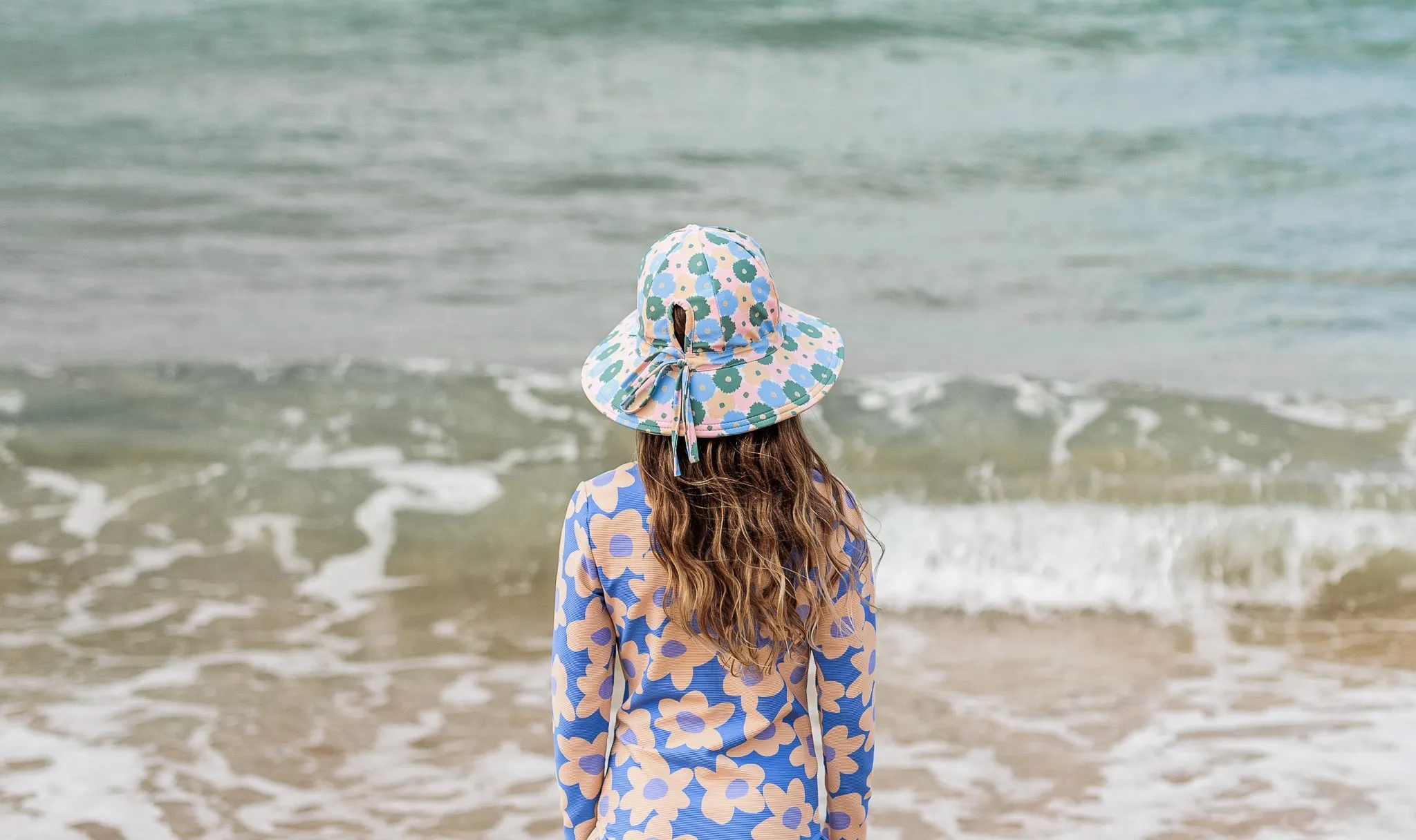 Full Bloom Wide Brim Swim Hat