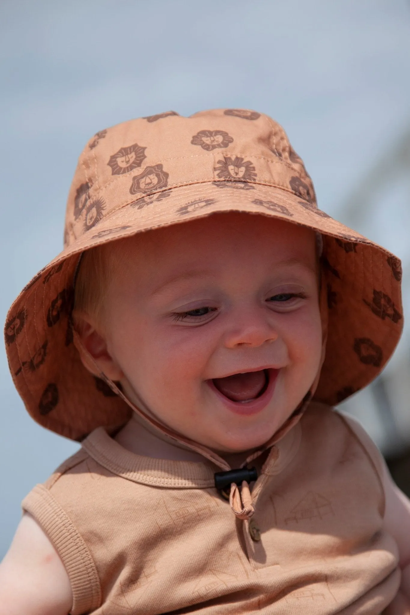 Lions Wide Brim Infant Sunhat